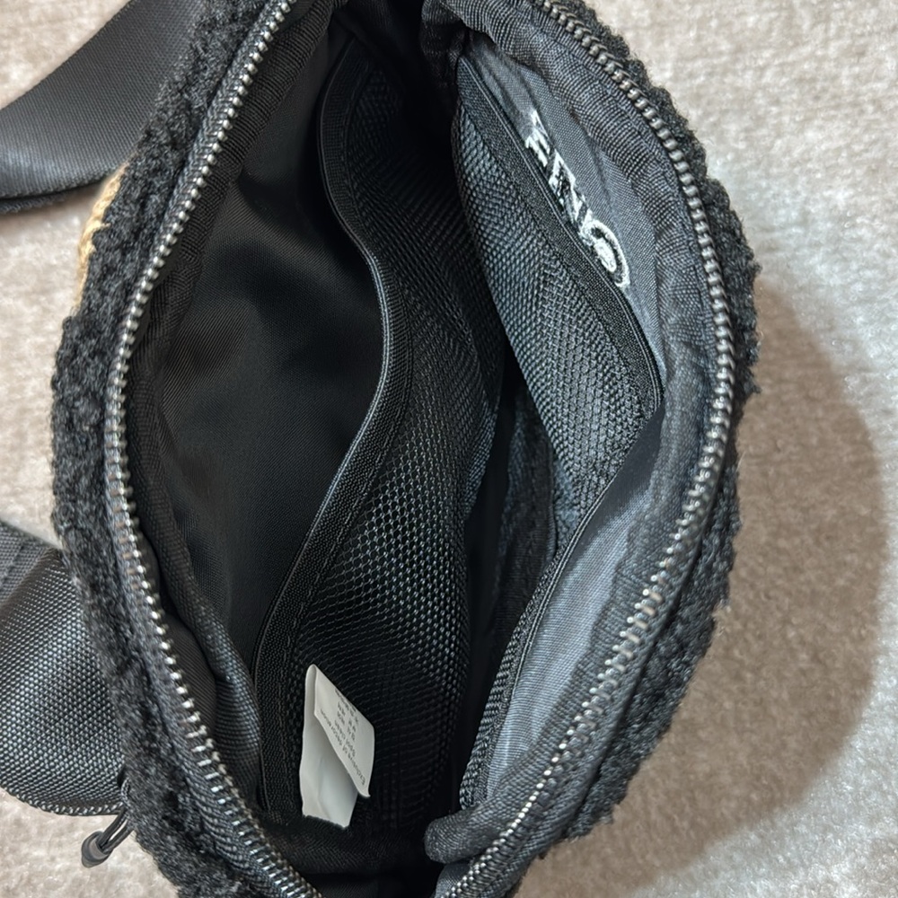 Sherpa‎ Black Belt Bag Zipper Closure Back Zipper Pocket Adjustable Waist Strap - Picture 5 of 7